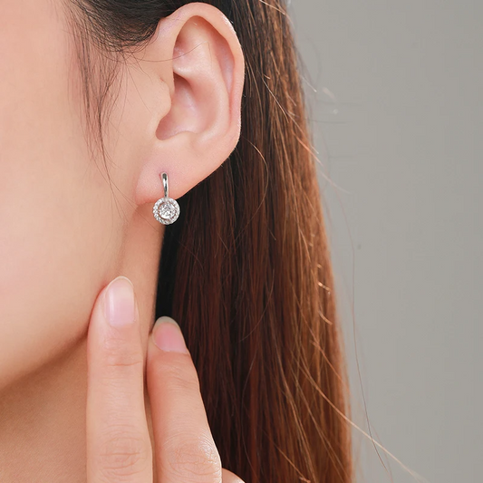What is 925 Silver? The Allure of Silver Jewellery
