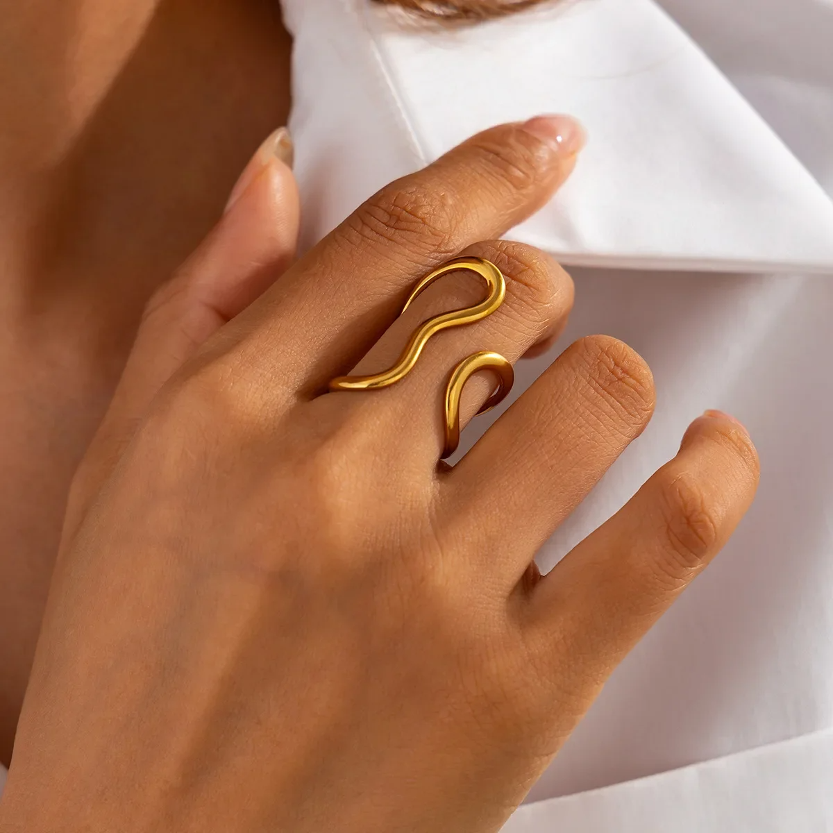 Infinity Knot Ring