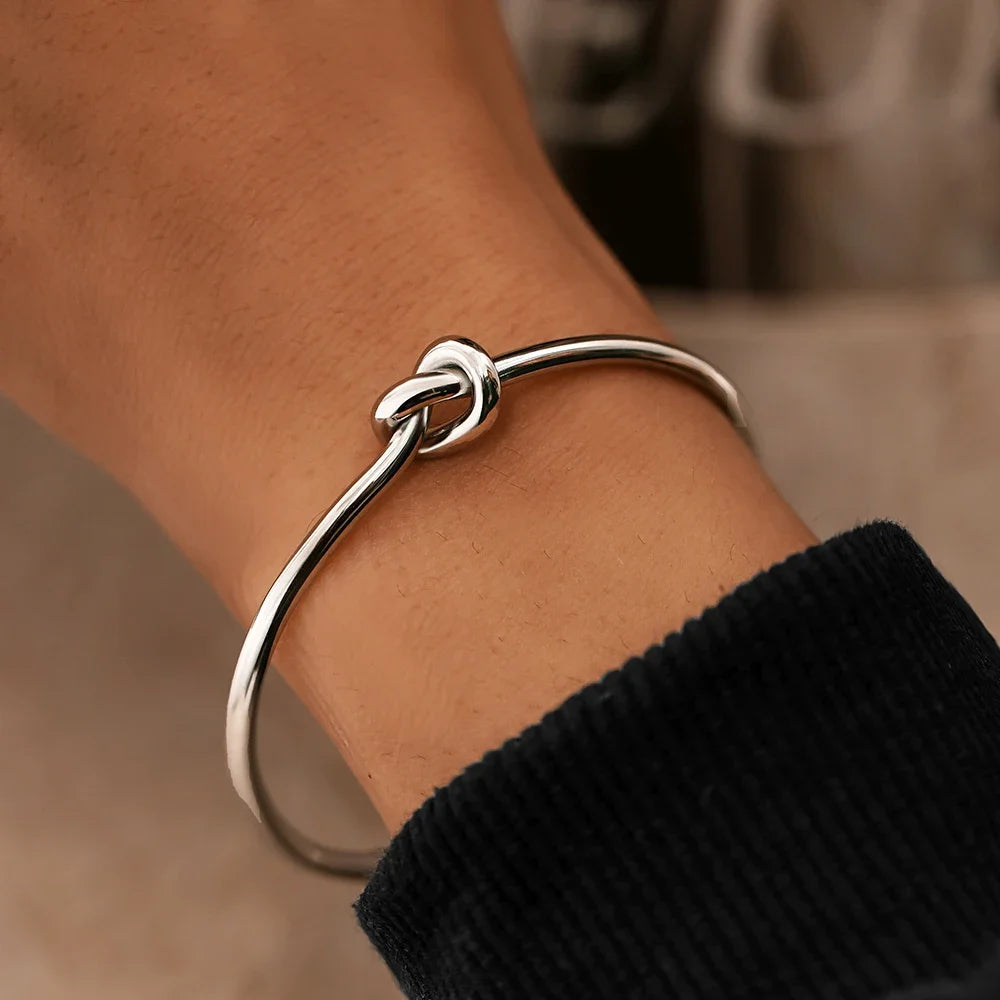 Knotted Elegance Bangle - Elysian Embrace