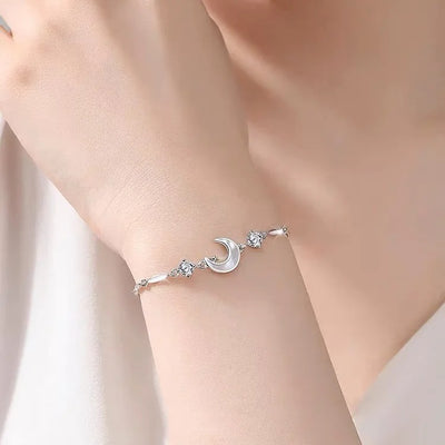 The Lunar Glow - Bracelet